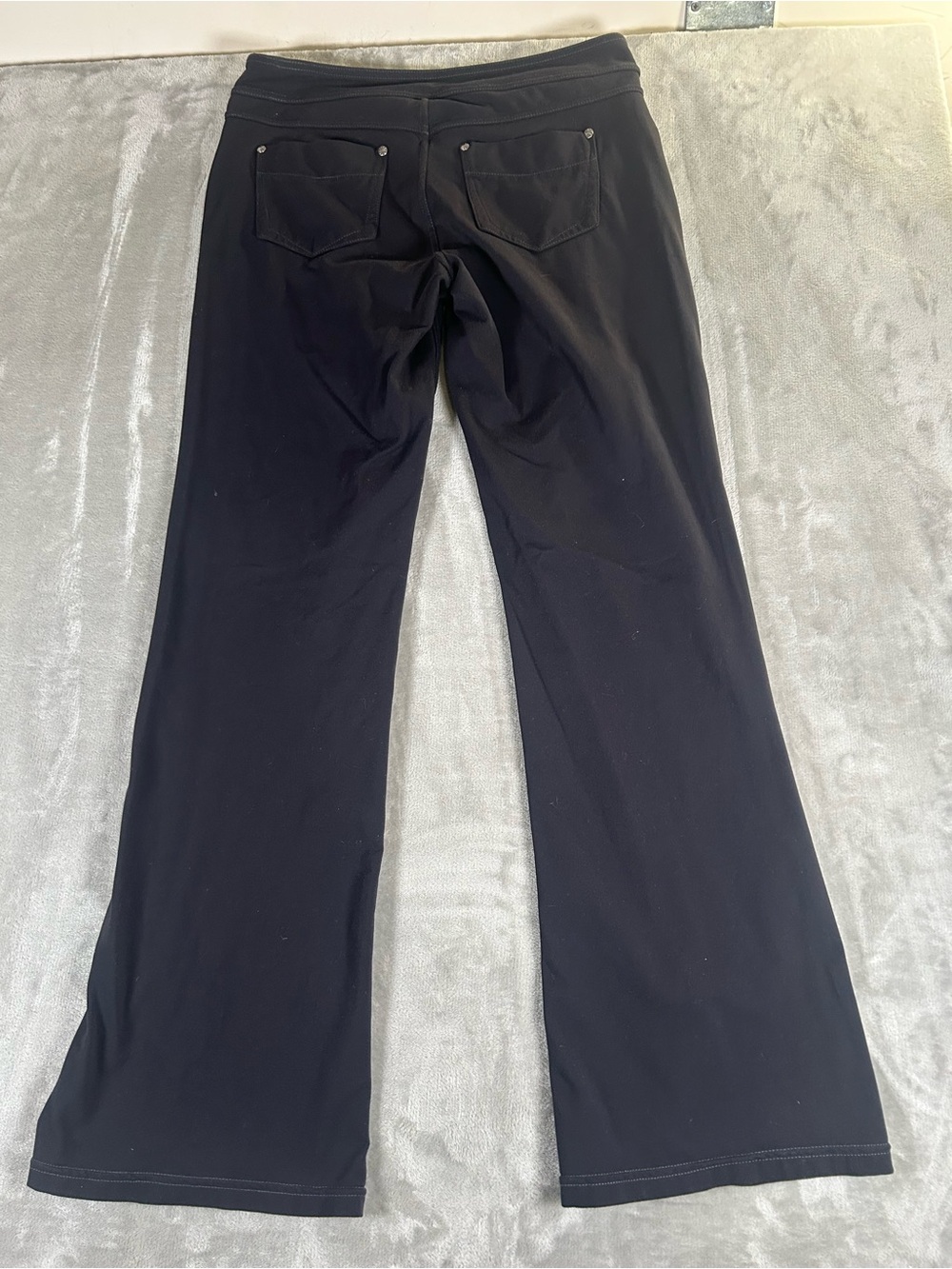 Athleta Black low rise straight leg flared Active Pants - Picture 2 of 12